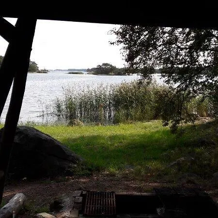 Mellangards - Stockstugan * Föglö